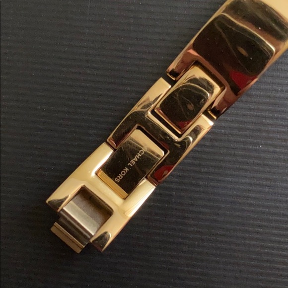 Michael Kors Link Watch - Picture 4 of 4